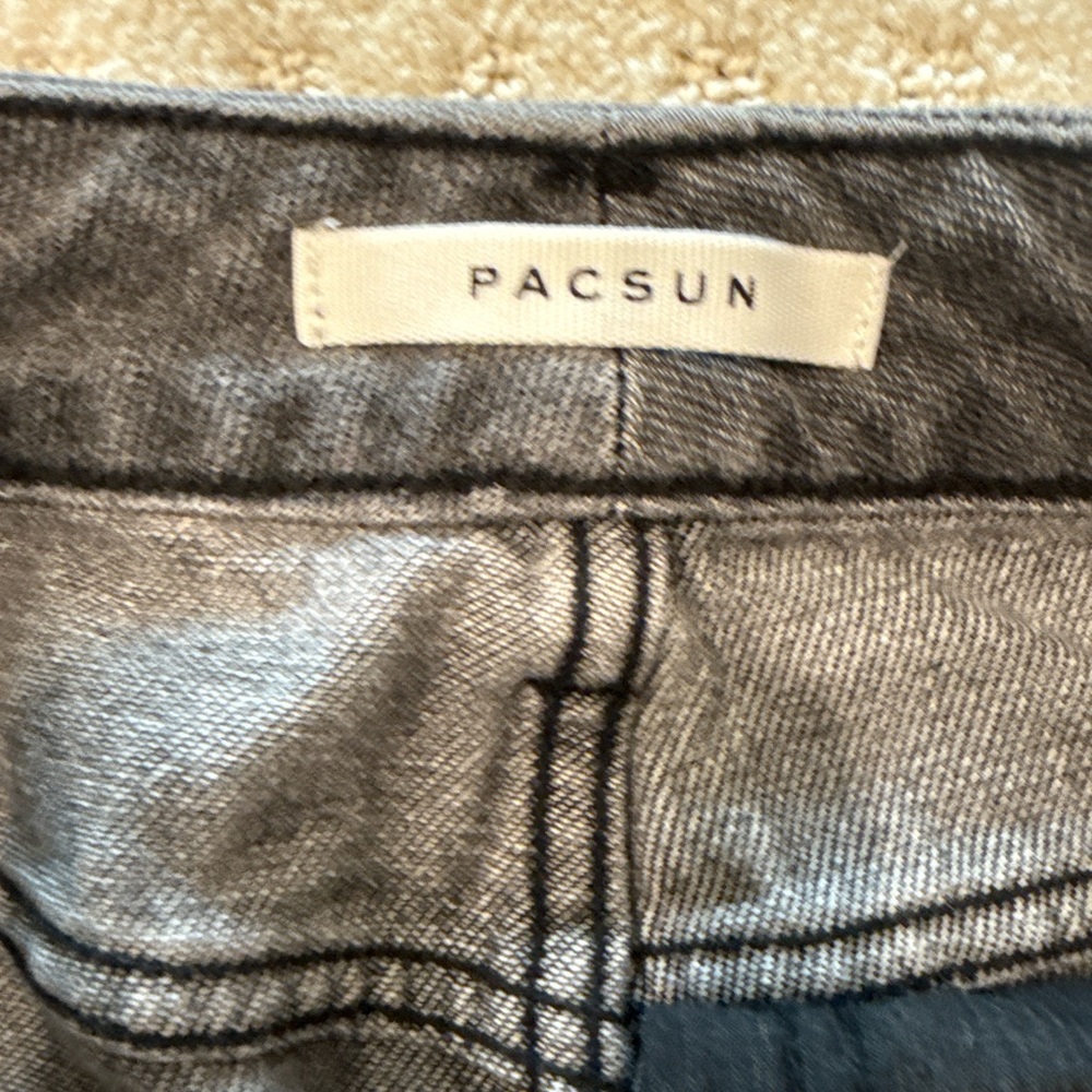 PacSun ‘Go. Good Jeans’ Distressed Straight Jeans Size 26 Gray Vintage Wash - Picture 4 of 7